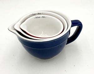 Anchor Hocking Measuring Cups.