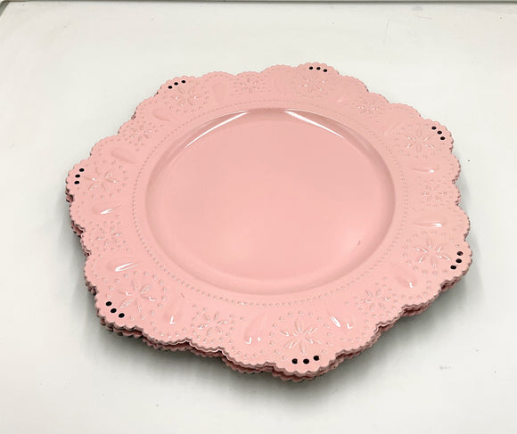 Pink Scalloped Chargerso