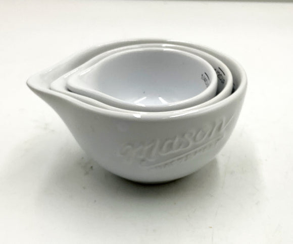 Nesting Measuring Cups