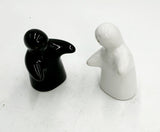 Hugging Salt Pepper shakers