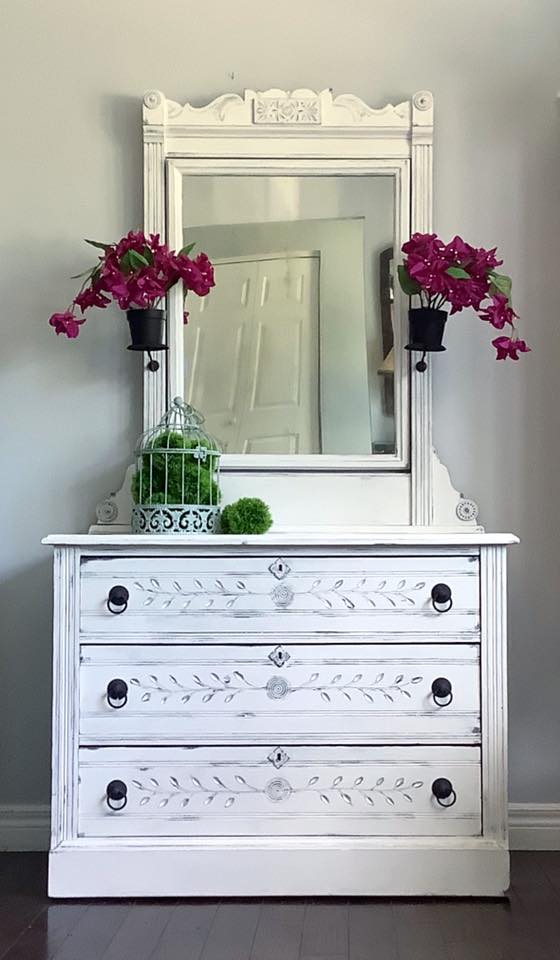 Vintage White Dresser Queen Bee Creations Home Vintage White Dresser Queen Bee Creations Home