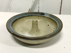 Pottery ring dish