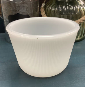 Ridged pot, milk glass
