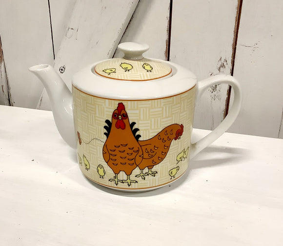 Hen with Chicks Teapot